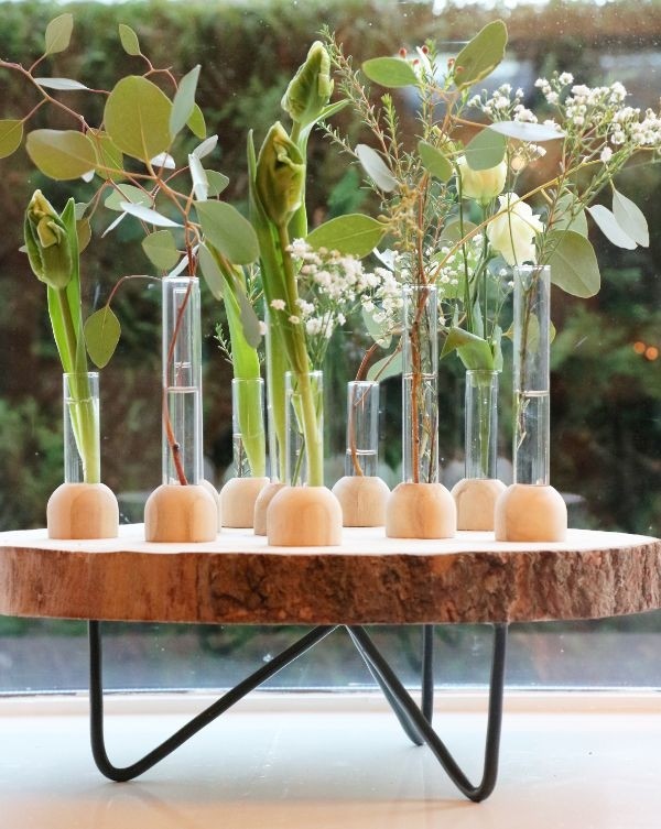 Base di legno con provetta Ø2cm e alta 15cm (1 pz) [IFS-29217]