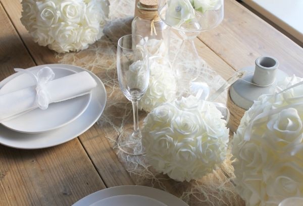 Pallina di rose Deco Ø10cm mousse bianca (1 pz) [IFS-31210]