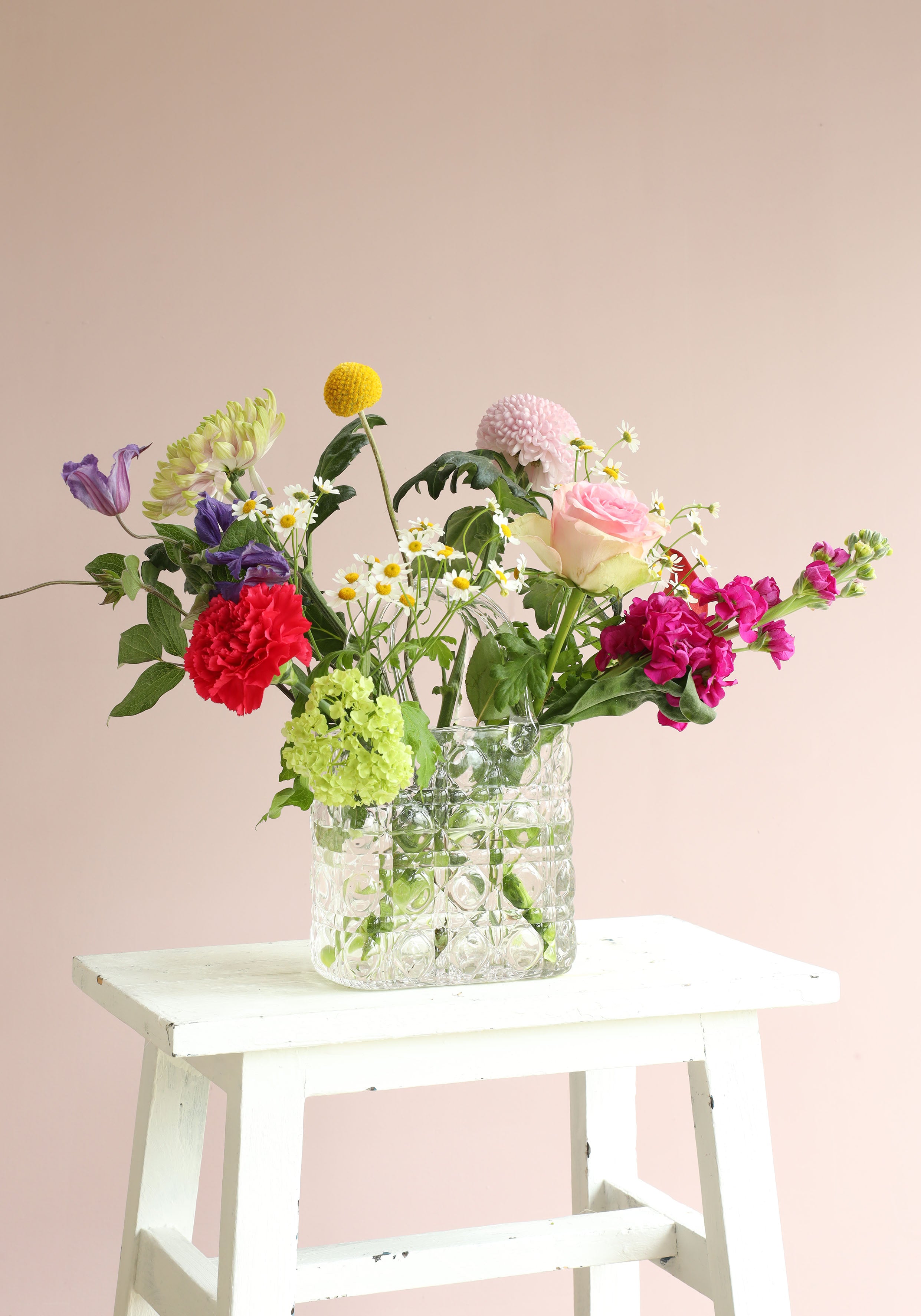 Vaso a forma di borsa Elysee manico in vetro L.14 x P.9,5 x H.22 cm trasparente (1 pz) [IFS-37230]