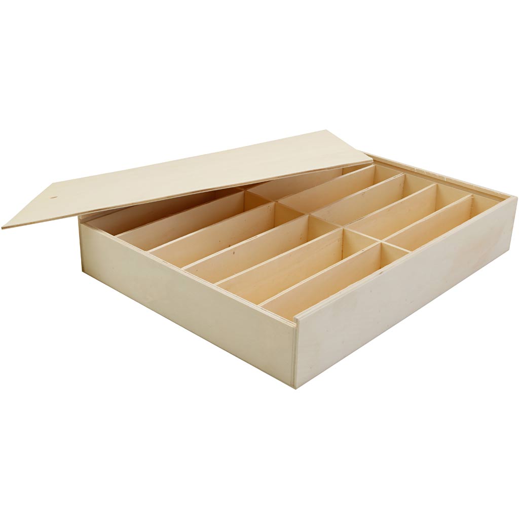 Wooden box with lid, size 29x37x6,5 cm