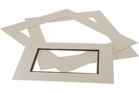 Passe-partout doppio spessore luminoso bianco/bianco 20,3x25,4cm con finestra 11,25x16,75cm (25 pezzi) [MD30023]