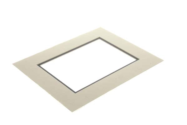 Passe-partout doppio spessore bianco/nero 27.9x35.6cm con finestra 19.4x24.5cm (10 pezzi) [MD20021]